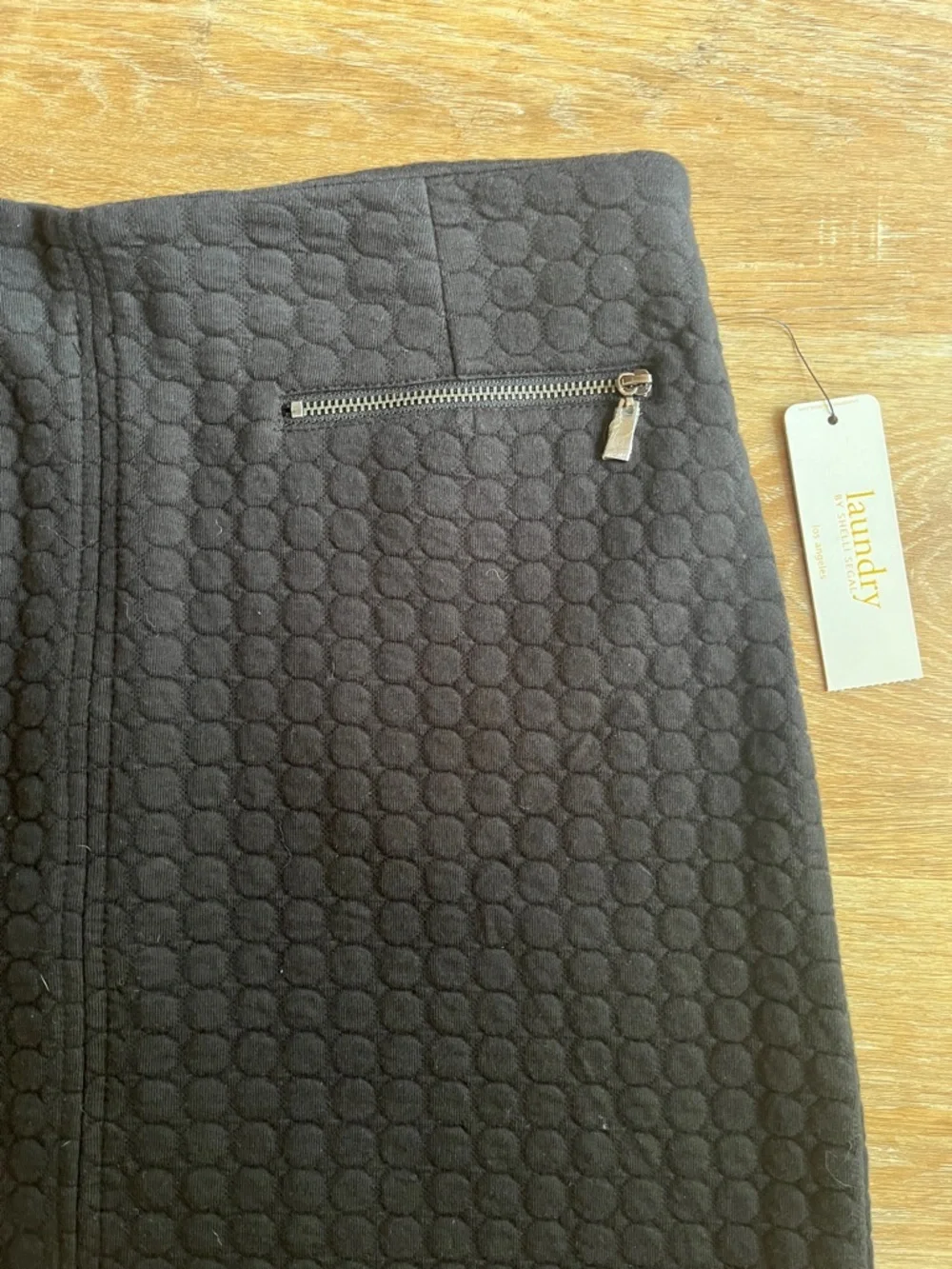 New Laundry by Shelli Segal Black Quilted Mini Skirt Size 8 NWT